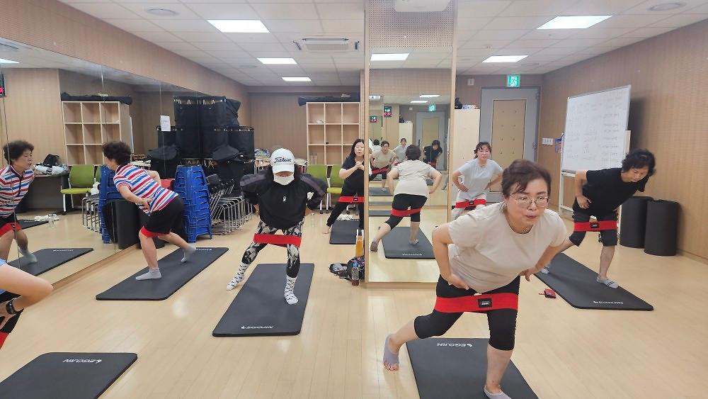 필라사진(하체).jpg 이미지