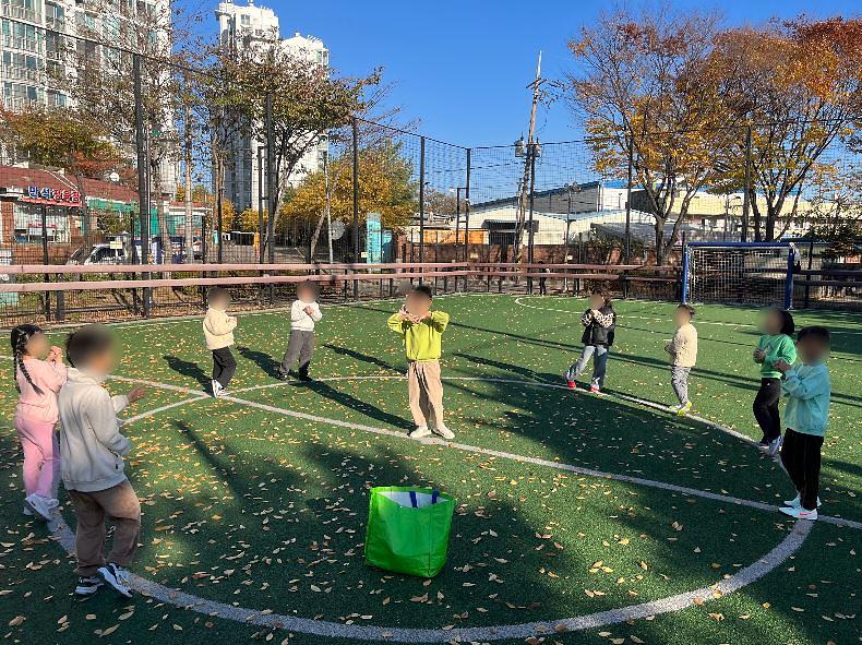 11월_푸른나무교실지역아동센터.jpg 이미지