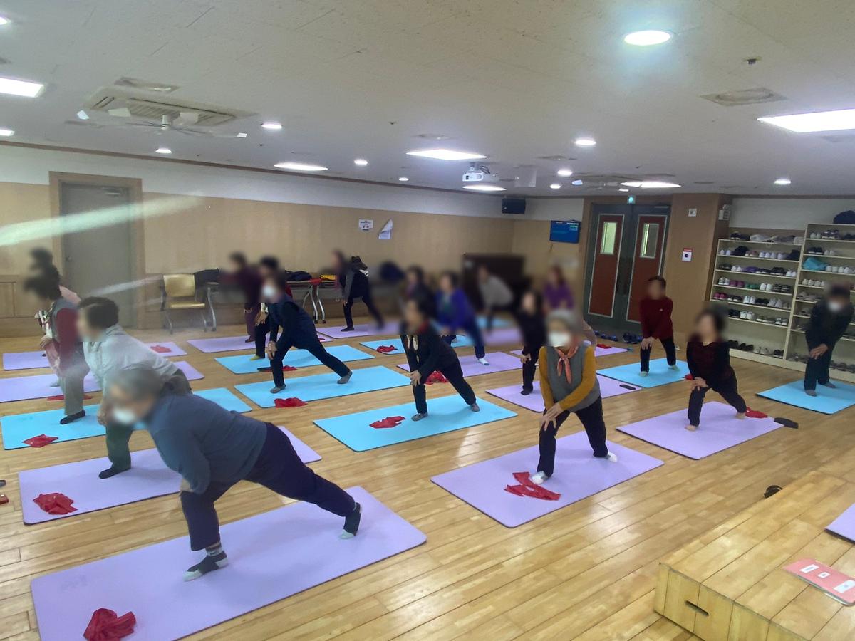 SE-1951f619-ac4a-4fe6-8b95-b629f127e399.jpg 이미지