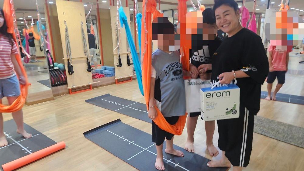 2025 플라잉요가 생활체육운영교실 격려방문 및 간식전달식 사진