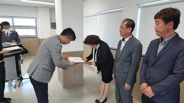 thumb-3542522718_LOsbyj3n_f3b72c4d8a41edabf25aa38f6e9924521da8efc8_600x338.jpg 이미지