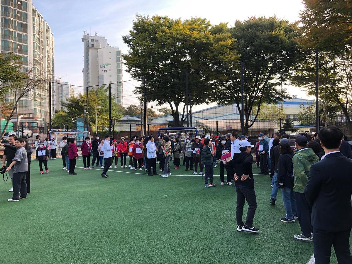 25.10.19.(일)__제1회_동구청장배_걷기대회_(8)_.jpg 이미지