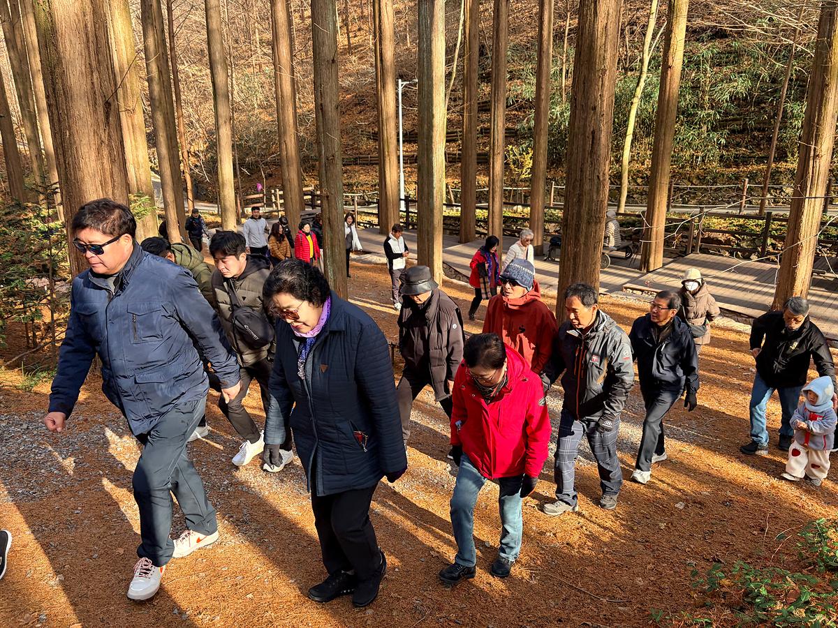 25.11.29.(토)__11월_임원_워크숍_대전_장태산_(37).jpg 이미지