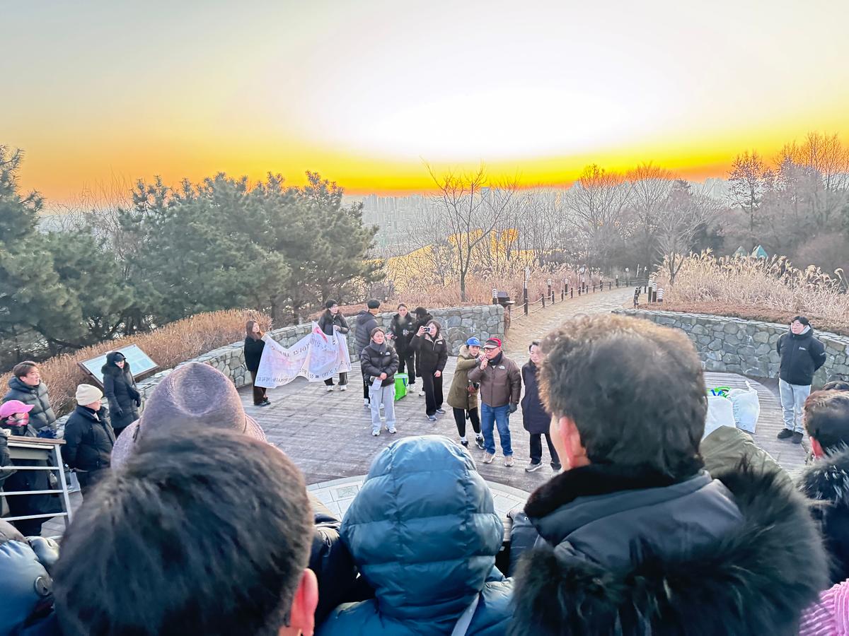 25.01.03.(토)_해맞이_행사(월미산_등산)_(104).jpg 이미지