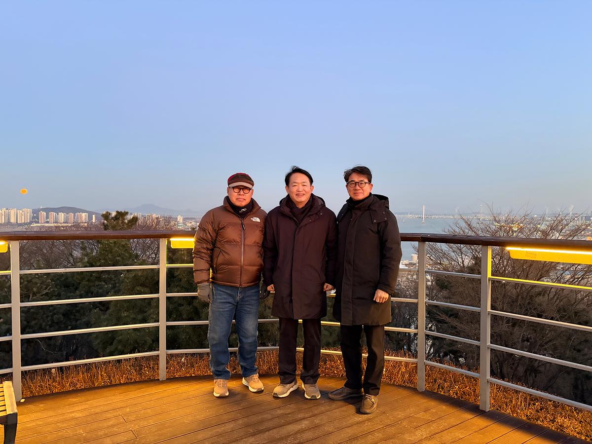 25.01.03.(토)_해맞이_행사(월미산_등산)_(28).jpg 이미지