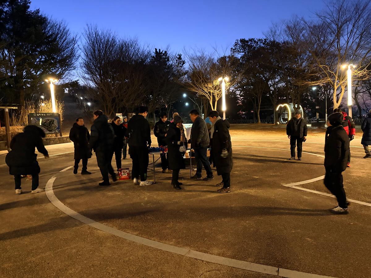 25.01.03.(토)_해맞이_행사(월미산_등산)_(36).jpg 이미지