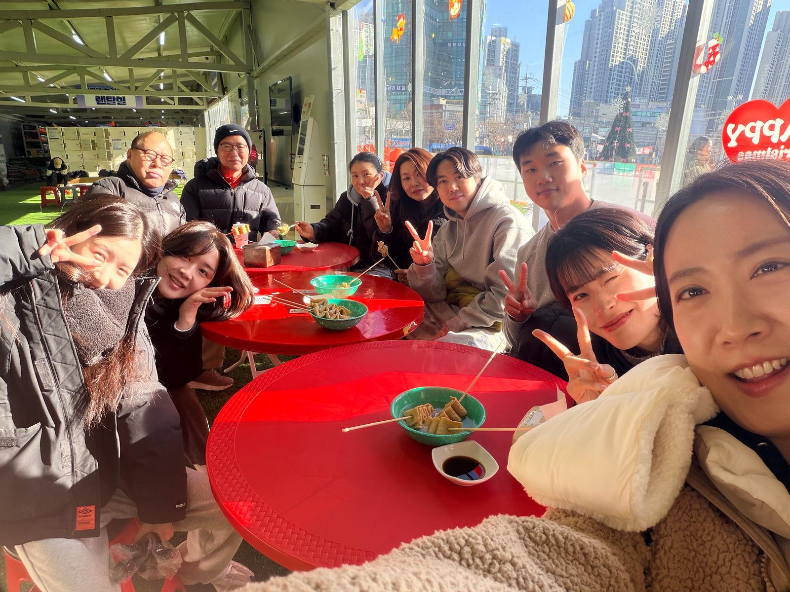 25.12.31.(수)__인천광역시동구체육회_종무식(동인천_스케이트장)_(30).jpg 이미지