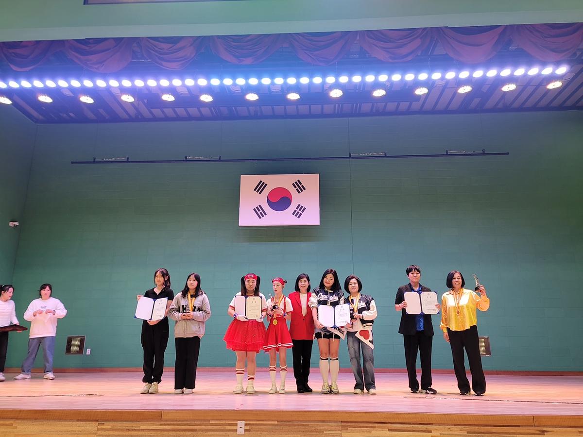 2949822388_itC7N2LR_6acbe69f34af22fd9e0a2111b02d8b32383f61a5.jpg 이미지